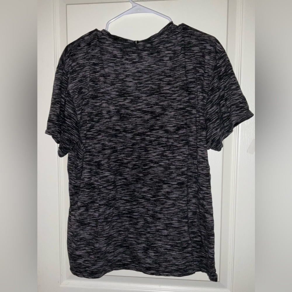 T-shirt - Picture 4 of 4
